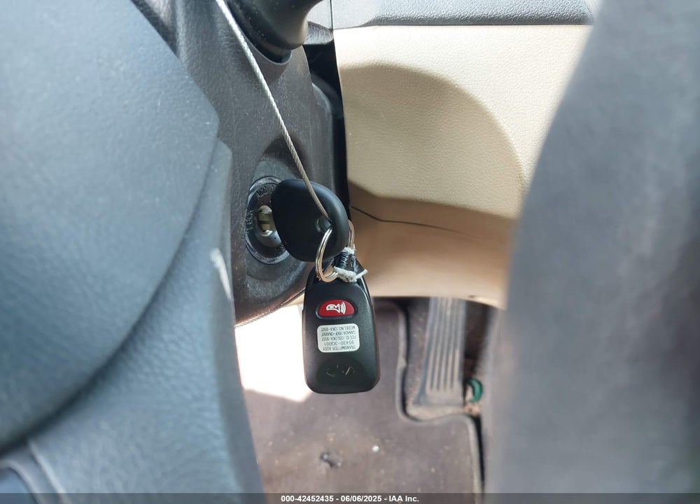 2013 HYUNDAI SONATA VIN: 5NPEB4AC1DH542345