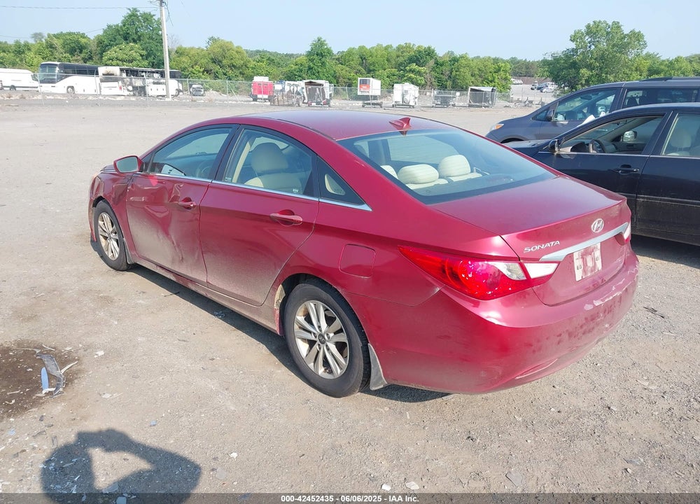 2013 HYUNDAI SONATA VIN: 5NPEB4AC1DH542345