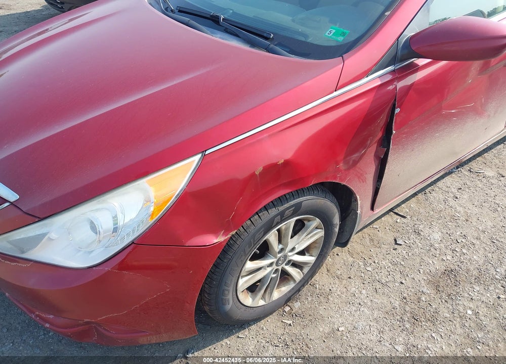 2013 HYUNDAI SONATA VIN: 5NPEB4AC1DH542345