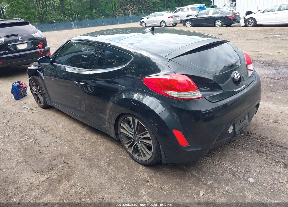 2013 HYUNDAI VELOSTER VIN: KMHTC6AD6DU105953