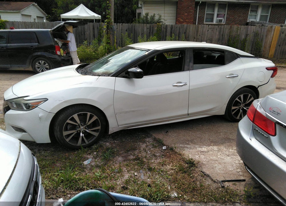 2017 NISSAN MAXIMA VIN: 1N4AA6AP7HC424842