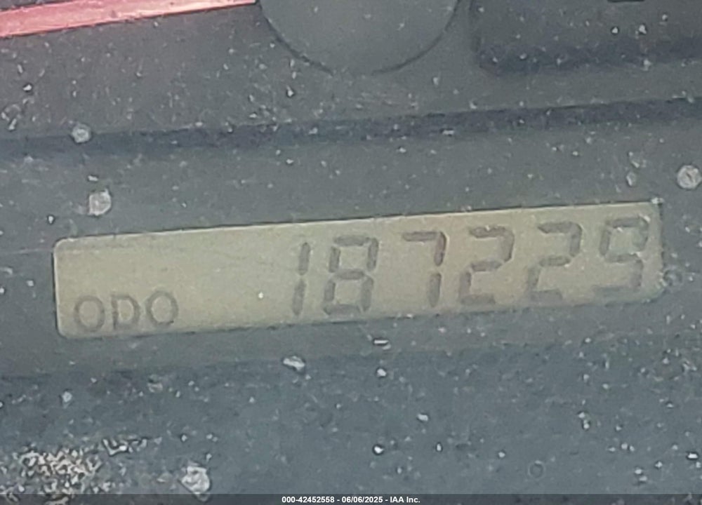 2002 TOYOTA CAMRY VIN: JTDBE32K720014278