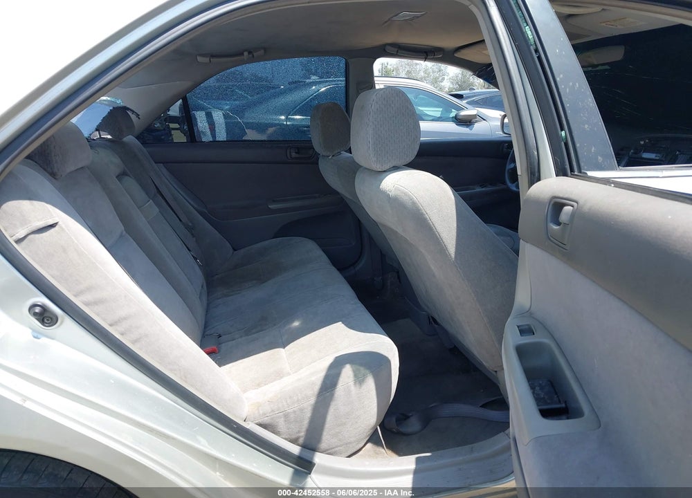 2002 TOYOTA CAMRY VIN: JTDBE32K720014278
