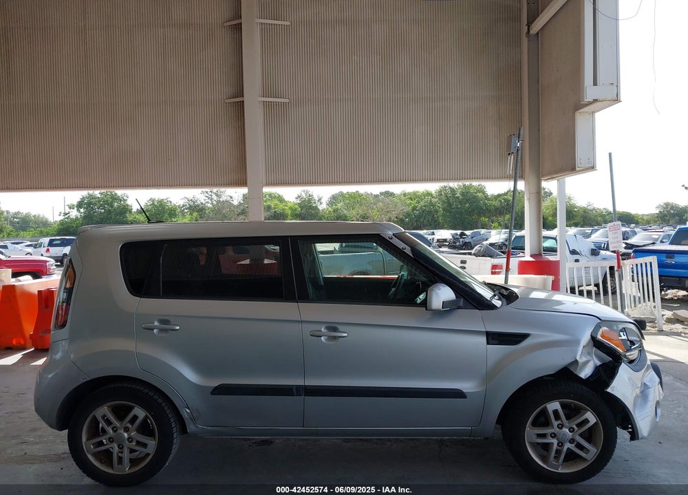 2011 KIA SOUL VIN: KNDJT2A23B7294608