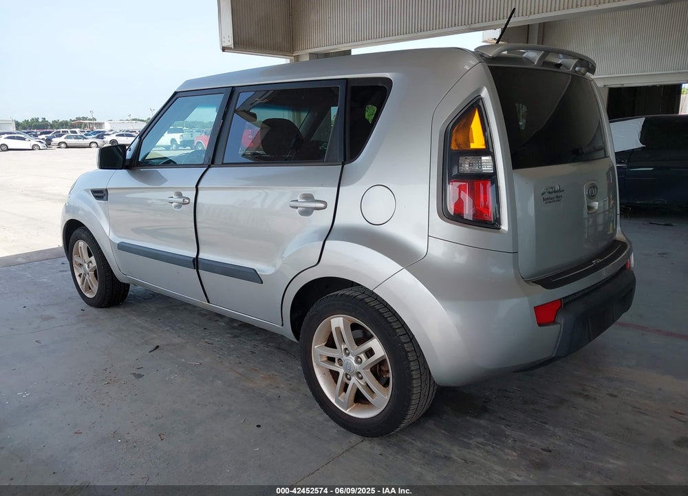 2011 KIA SOUL VIN: KNDJT2A23B7294608