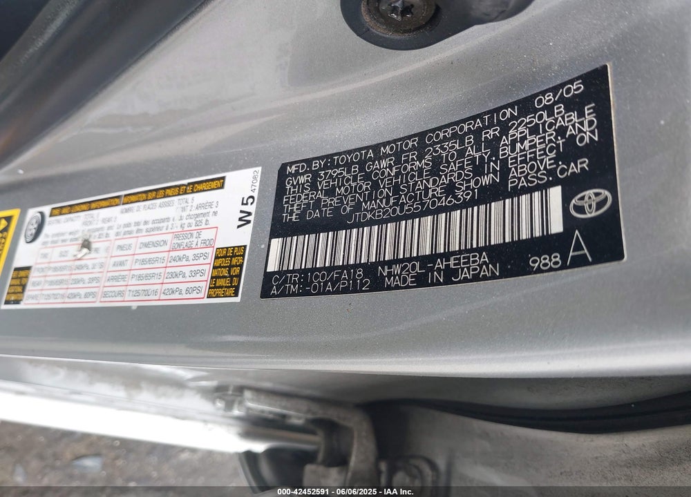 2005 TOYOTA PRIUS VIN: JTDKB20U557046391