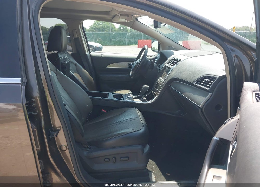 2011 LINCOLN MKX VIN: 2LMDJ8JK4BBJ06109