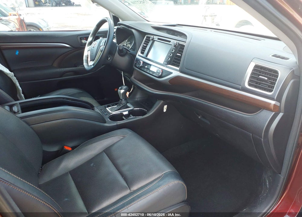 2016 TOYOTA HIGHLANDER LIMITED V6 VIN: 5TDYKRFH0GS138451