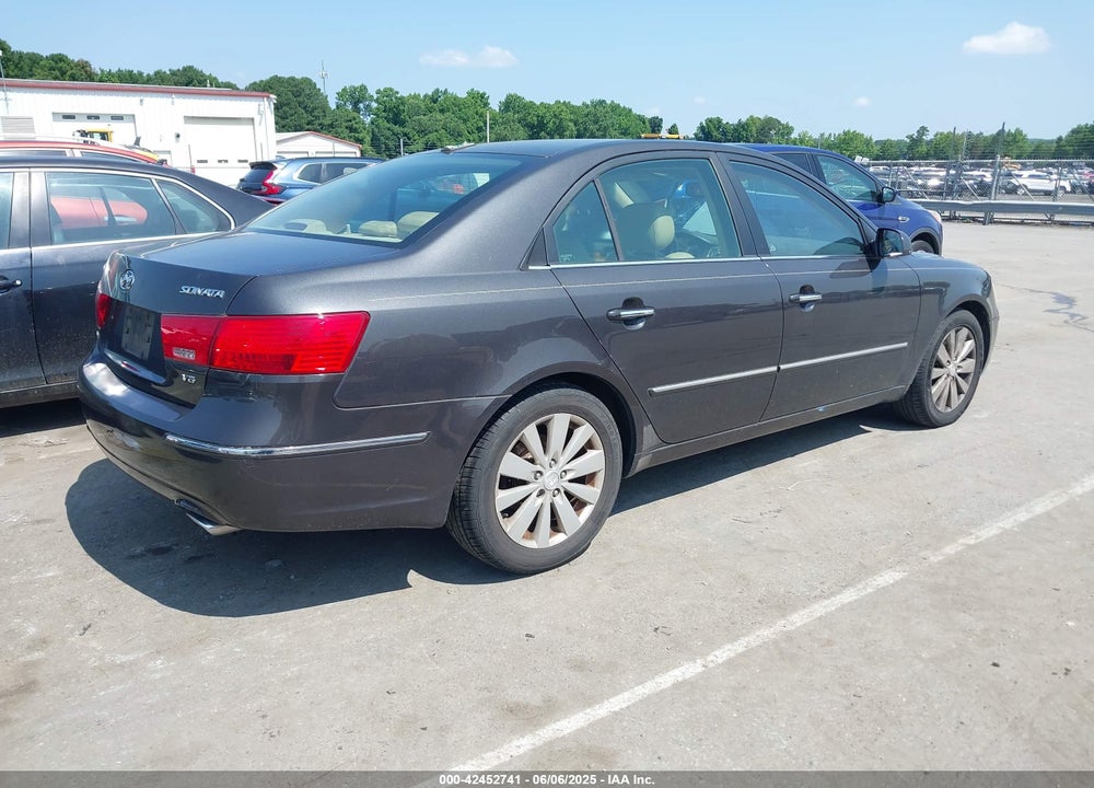 2009 HYUNDAI SONATA VIN: 5NPEU46F19H460880