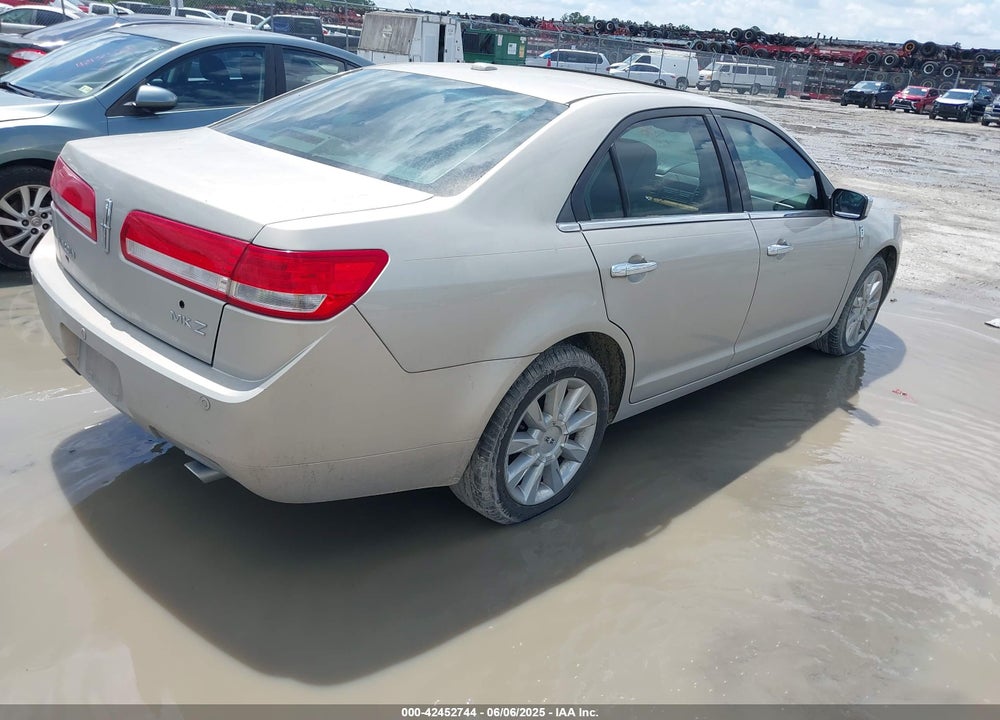 2010 LINCOLN MKZ VIN: 3LNHL2GCXAR654796