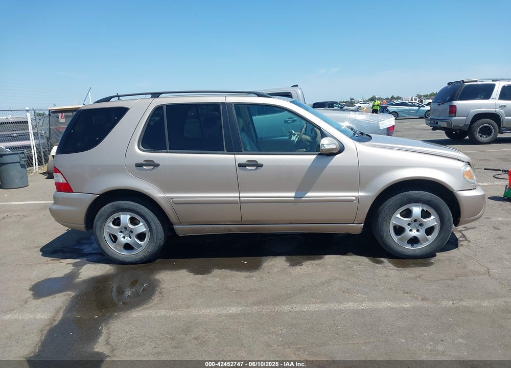 2004 MERCEDES-BENZ ML 350 4MATIC VIN: 4JGAB57E14A512245
