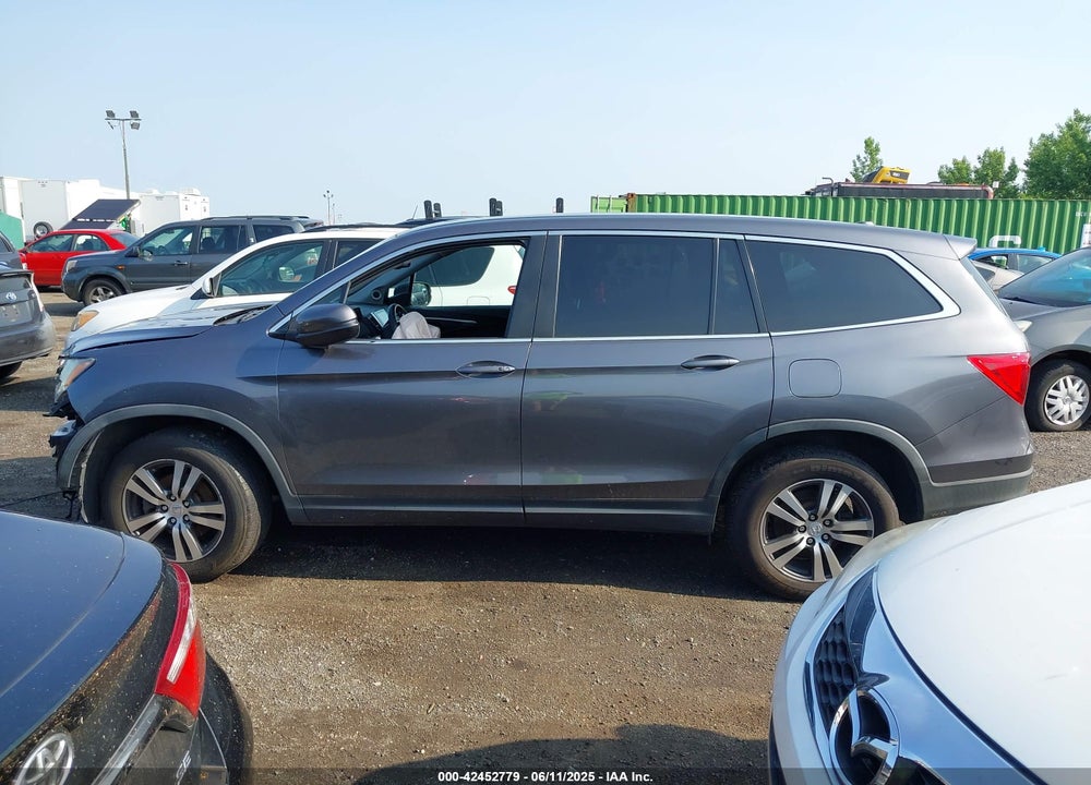 2017 HONDA PILOT EX-L VIN: 5FNYF6H5XHB093028