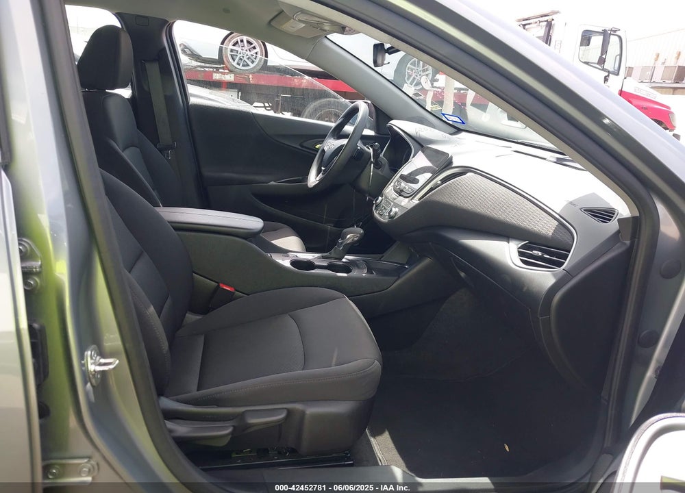2025 CHEVROLET MALIBU FWD 1LT VIN: 1G1ZD5ST4SF112616