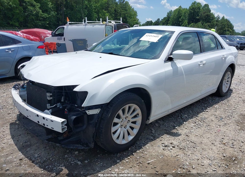 2014 CHRYSLER 300 VIN: 2C3CCAAG6EH373539