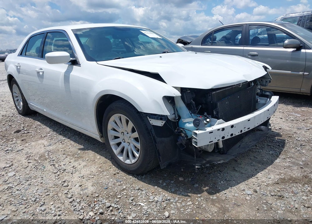 2014 CHRYSLER 300 VIN: 2C3CCAAG6EH373539