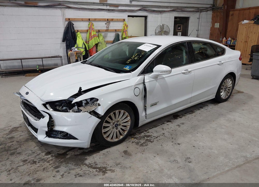 2016 FORD FUSION ENERGI VIN: 3FA6P0PU2GR182394