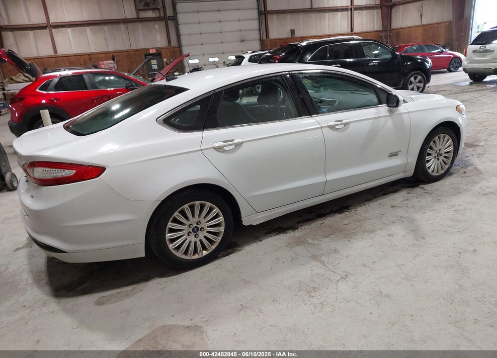 2016 FORD FUSION ENERGI VIN: 3FA6P0PU2GR182394