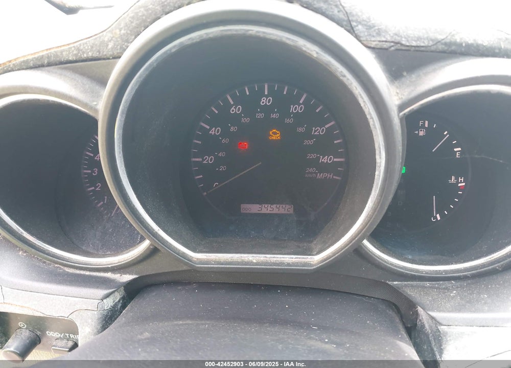 2005 LEXUS RX 330 VIN: 2T2GA31U05C027559