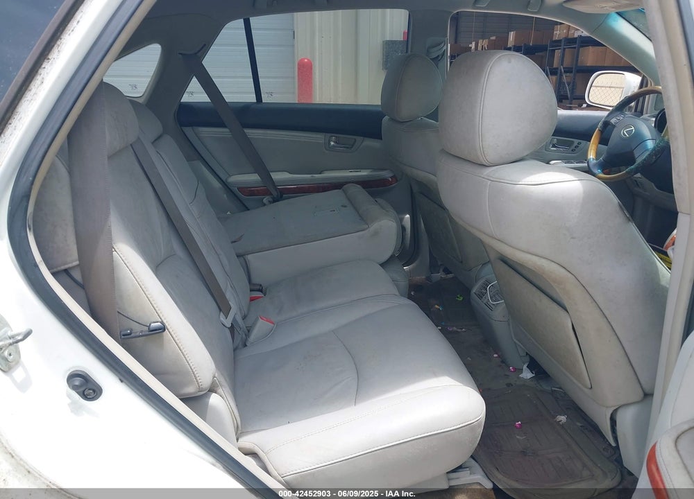 2005 LEXUS RX 330 VIN: 2T2GA31U05C027559