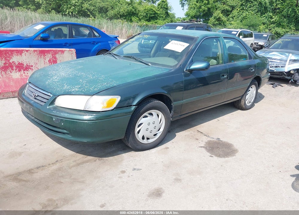 2001 TOYOTA CAMRY LE VIN: 4T1BG22K61U835511