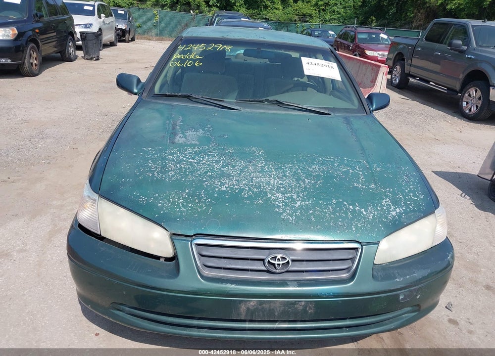 2001 TOYOTA CAMRY LE VIN: 4T1BG22K61U835511