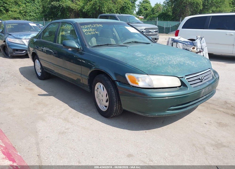 2001 TOYOTA CAMRY LE VIN: 4T1BG22K61U835511