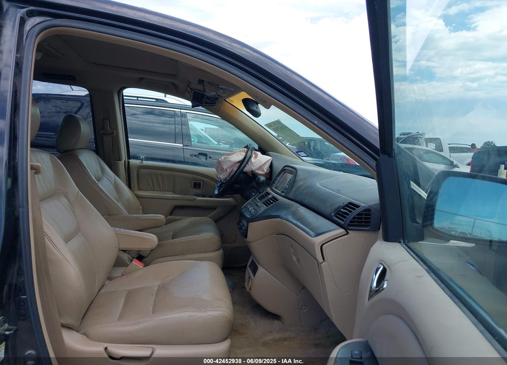 2005 HONDA ODYSSEY TOURING VIN: 5FNRL38835B115825