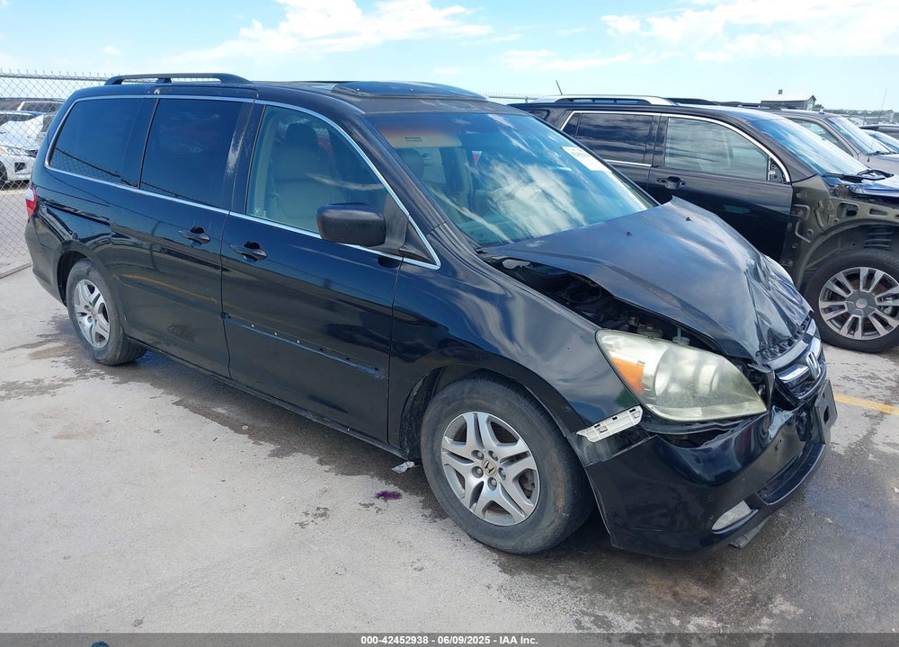 2005 HONDA ODYSSEY TOURING VIN: 5FNRL38835B115825