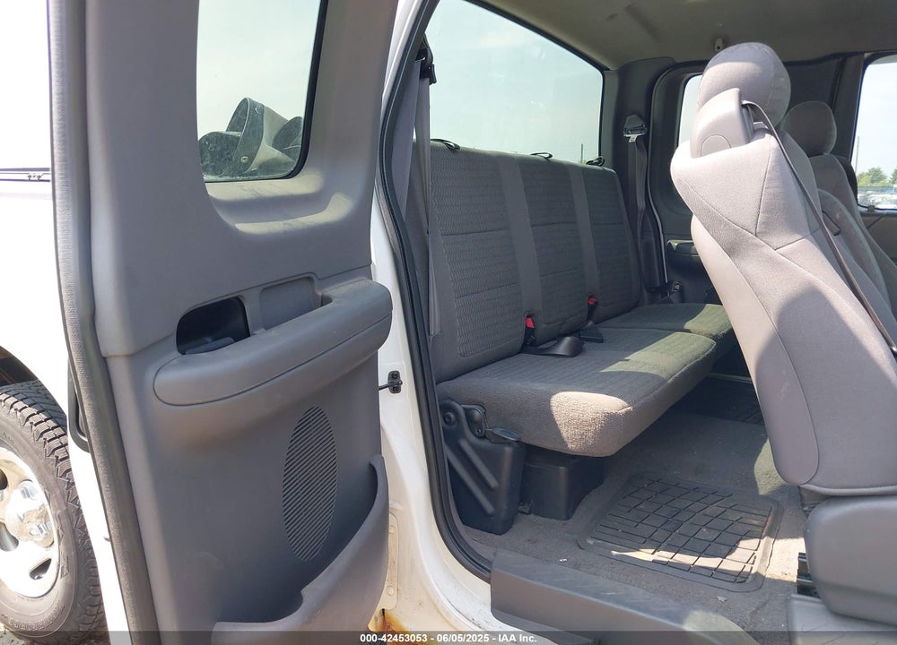 2001 FORD F-150 XL/XLT VIN: 1FTZX17291NB82625