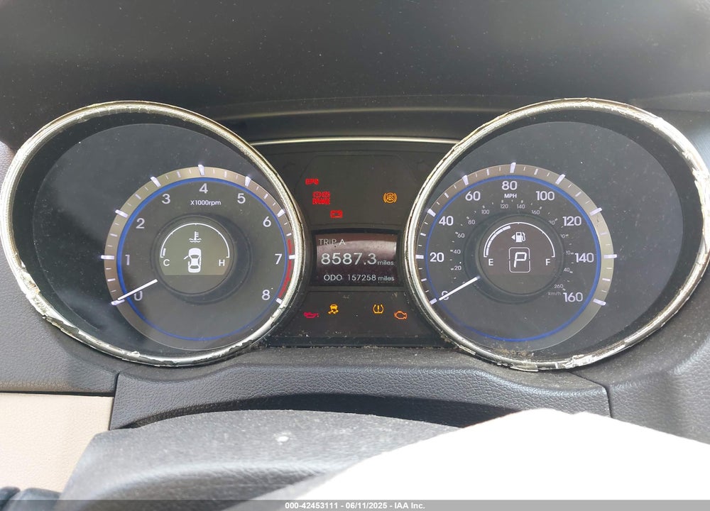 2011 HYUNDAI SONATA VIN: 5NPEB4AC4BH113939