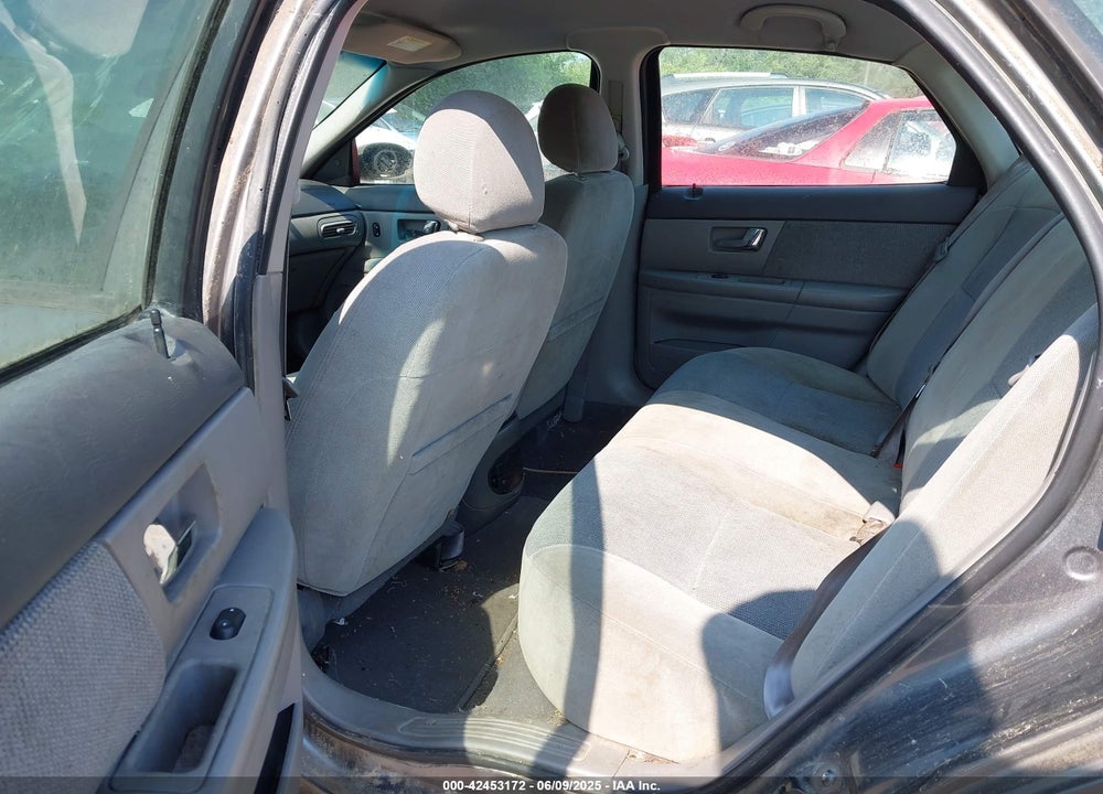 2002 FORD TAURUS SE VIN: 1FAFP53U42G281401