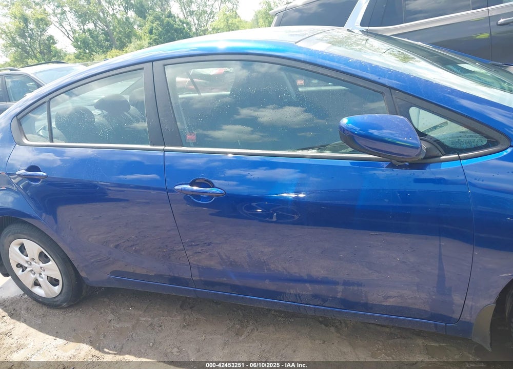 2018 KIA FORTE VIN: 3KPFK4A74JE188490