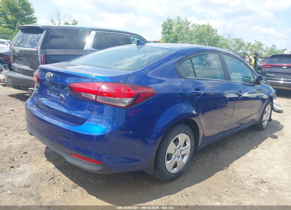 2018 KIA FORTE VIN: 3KPFK4A74JE188490