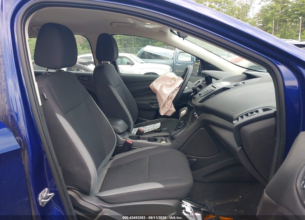 2016 FORD ESCAPE VIN: 1FMCU0F74GUA00815