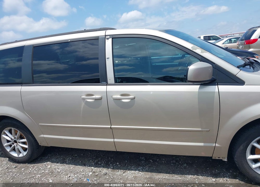 2014 DODGE GRAND CARAVAN SXT VIN: 2C4RDGCG8ER265100