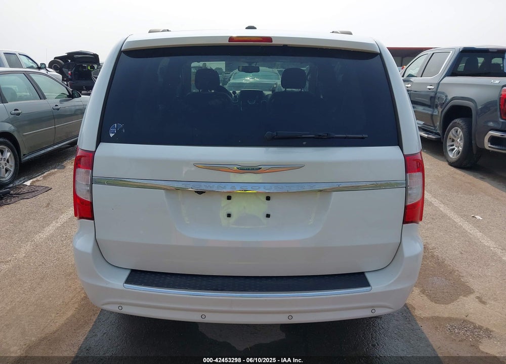 2016 CHRYSLER TOWN & COUNTRY TOURING-L VIN: 2C4RC1CG2GR304489