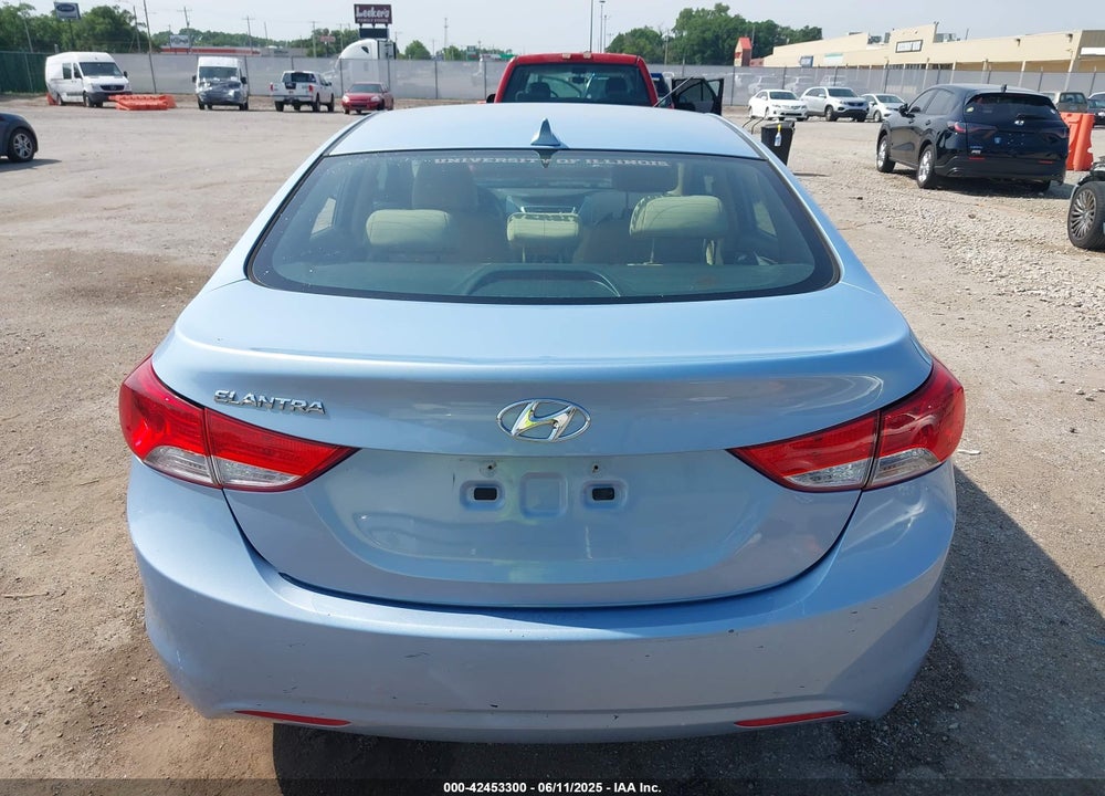 2012 HYUNDAI ELANTRA VIN: KMHDH4AE4CU312973