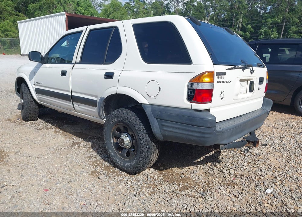 1998 ISUZU RODEO S VIN: 4S2CK58D3W4301606