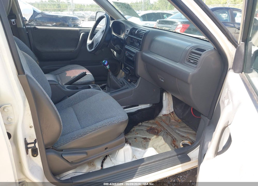 1998 ISUZU RODEO S VIN: 4S2CK58D3W4301606