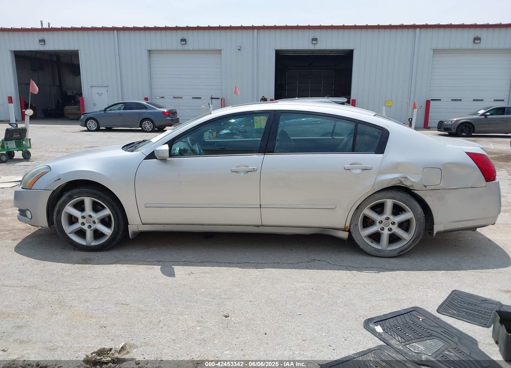 2004 NISSAN MAXIMA 3.5 SE VIN: 1N4BA41E14C808326