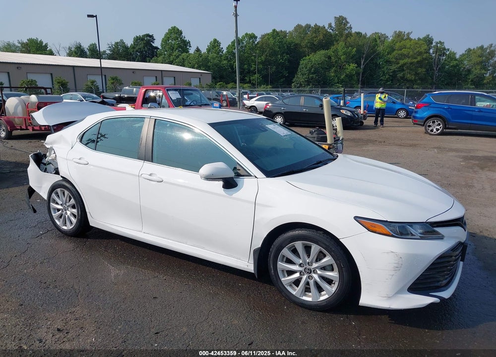 2020 TOYOTA CAMRY LE AWD VIN: 4T1C11BK4LU010585