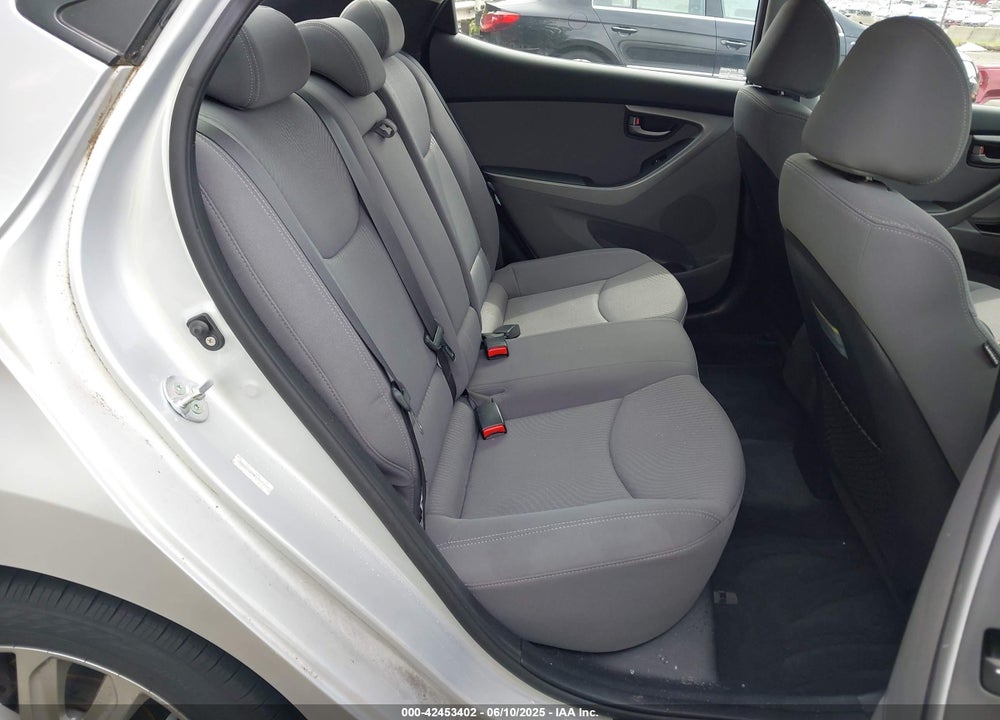 2014 HYUNDAI ELANTRA SE VIN: KMHDH4AE2EU101659