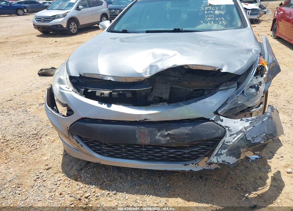 2011 HYUNDAI SONATA HYBRID VIN: KMHEC4A4XBA005219