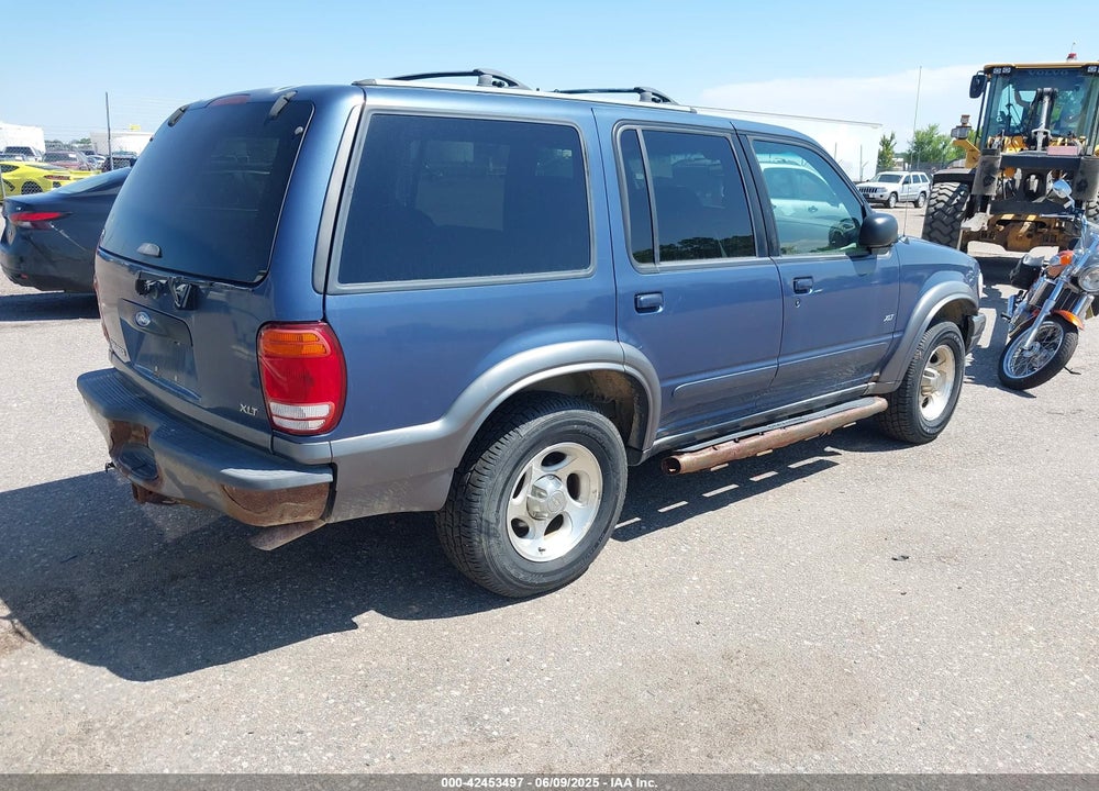 2000 FORD EXPLORER VIN: 1FMZU73E7YZC06429