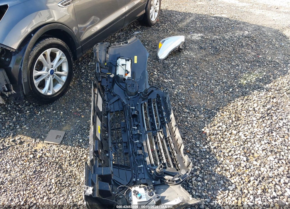 2018 FORD ESCAPE VIN: 1FMCU0GD2JUB84373