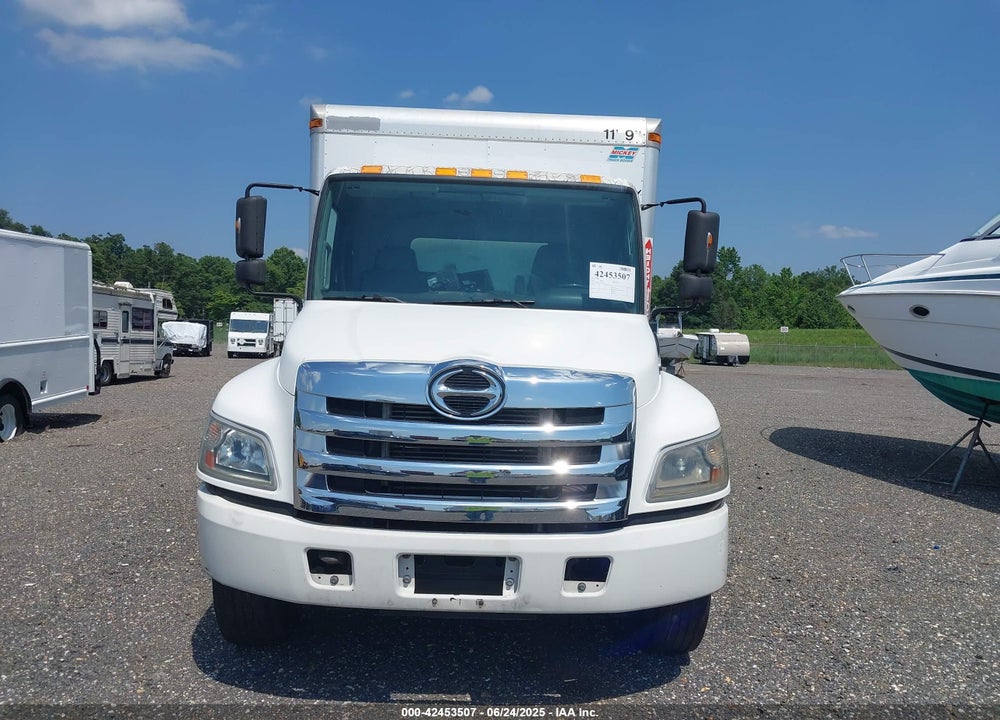 2013 HINO 338 VIN: 5PVNV8JV5D4S52938