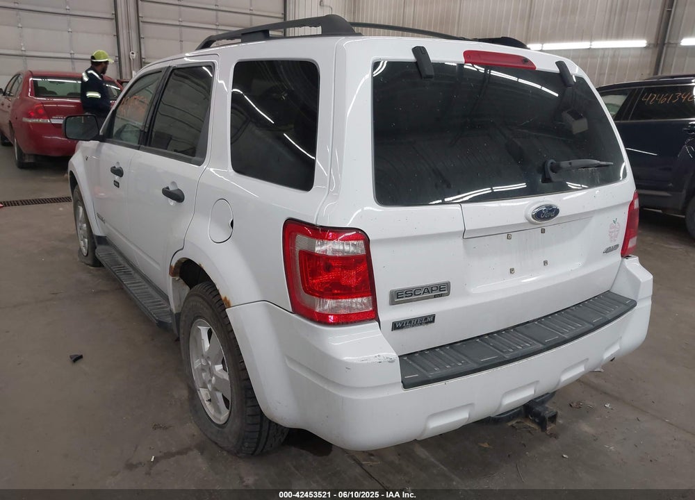 2008 FORD ESCAPE XLT VIN: 1FMCU93108KB04610