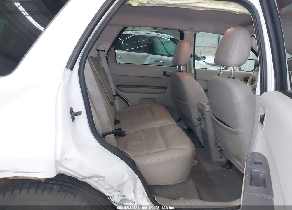 2008 FORD ESCAPE XLT VIN: 1FMCU93108KB04610