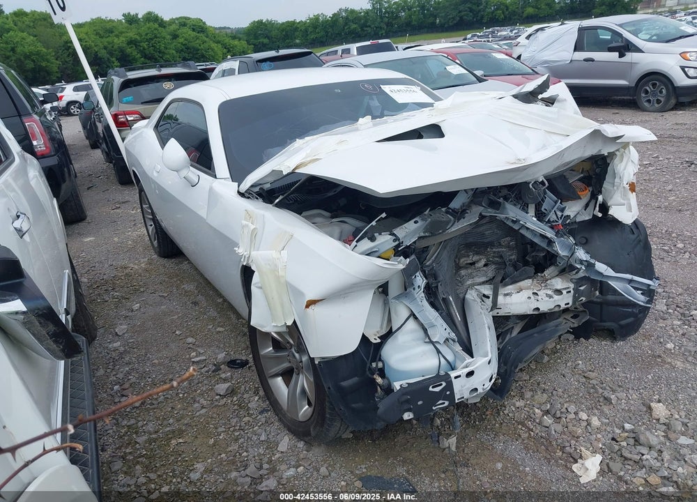 2020 DODGE CHALLENGER SXT VIN: 2C3CDZAG1LH226490