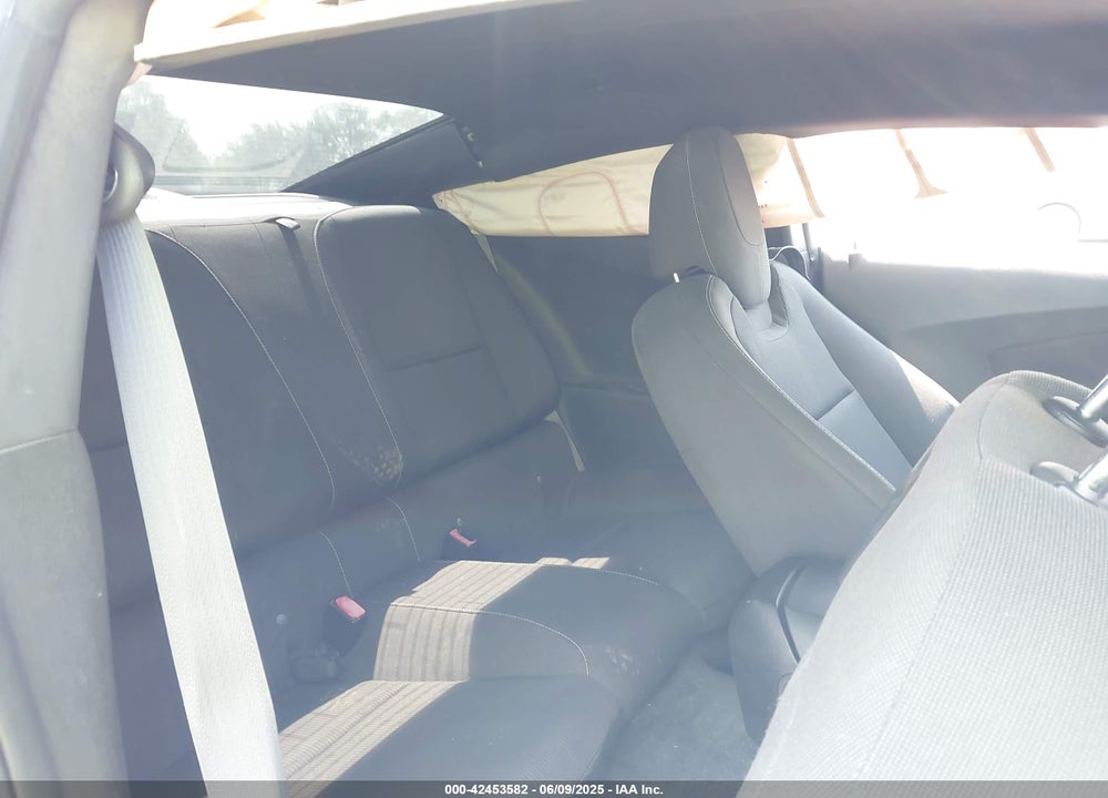 2011 CHEVROLET CAMARO VIN: 2G1FB1ED3B9144360